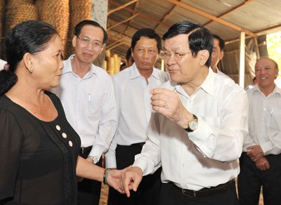 ประธานประเทศอวยพรปีใหม่ชาวอ.กู๋จี นครโฮจิมินห์